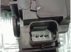 Recambio de cerradura maletero / porton para citroen c4 picasso feel referencia OEM IAM 9804762080  CONECTOR 3 PINES 2
