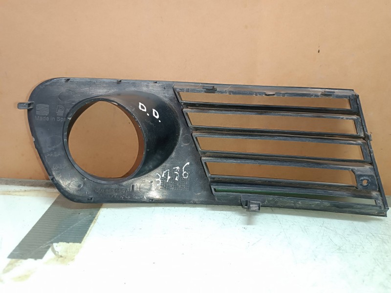 Recambio de rejilla paragolpes derecha para seat ibiza (6l1) cool referencia OEM IAM 6L0853665A  