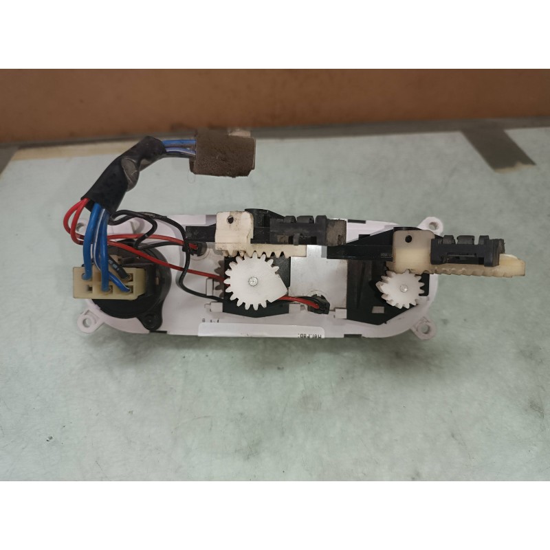 Recambio de mando climatizador para hyundai h 1 h 1 furg.caja cerr.c. puerta referencia OEM IAM   