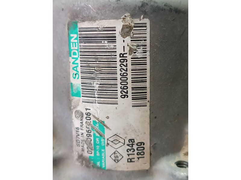 Recambio de compresor aire acondicionado para dacia sandero ambiance referencia OEM IAM 926006229R SD7V16 SANDEN