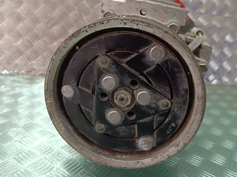 Recambio de compresor aire acondicionado para dacia sandero ambiance referencia OEM IAM 926006229R SD7V16 SANDEN