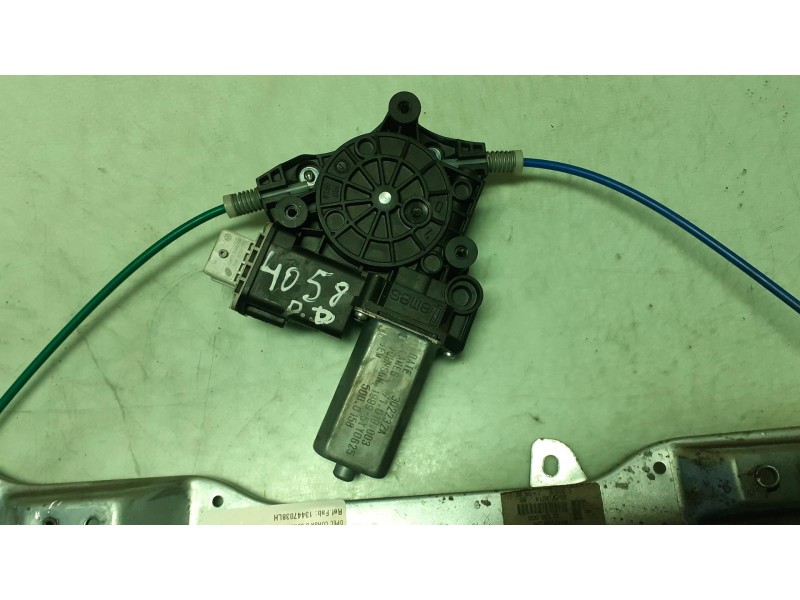 Recambio de elevalunas delantero derecho para opel corsa d selective referencia OEM IAM 13447038LH 541613212 ELECTRICO