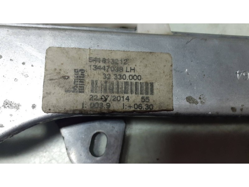 Recambio de elevalunas delantero derecho para opel corsa d selective referencia OEM IAM 13447038LH 541613212 ELECTRICO