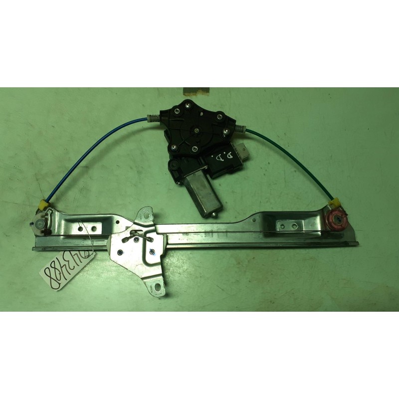 Recambio de elevalunas delantero derecho para opel corsa d selective referencia OEM IAM 13447038LH 541613212 ELECTRICO