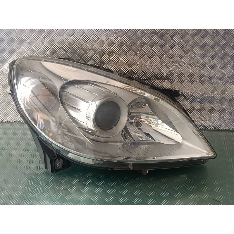 Recambio de faro derecho para mercedes-benz clase b (w245) 180 cdi (245.207) referencia OEM IAM A1698201861 0301220202 