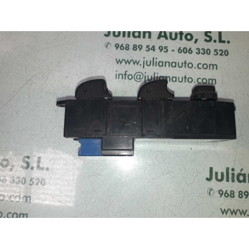 Recambio de mando elevalunas delantero izquierdo para daewoo leganza 2.0 cdx referencia OEM IAM 86190771 96190775 96206611