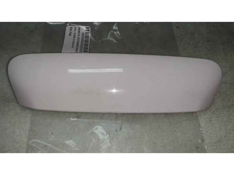 Recambio de maneta exterior porton para opel corsa d selective referencia OEM IAM   BLANCO
