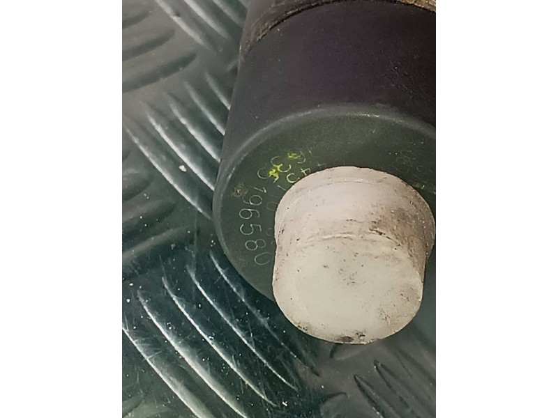 Recambio de inyector para peugeot 406 berlina (s1/s2) sldt referencia OEM IAM 9635196580 0445110008 BOSCH