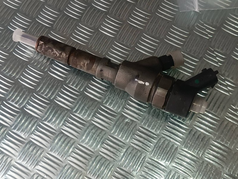 Recambio de inyector para peugeot 406 berlina (s1/s2) stdt referencia OEM IAM 9637536080 0445110044 BOSCH