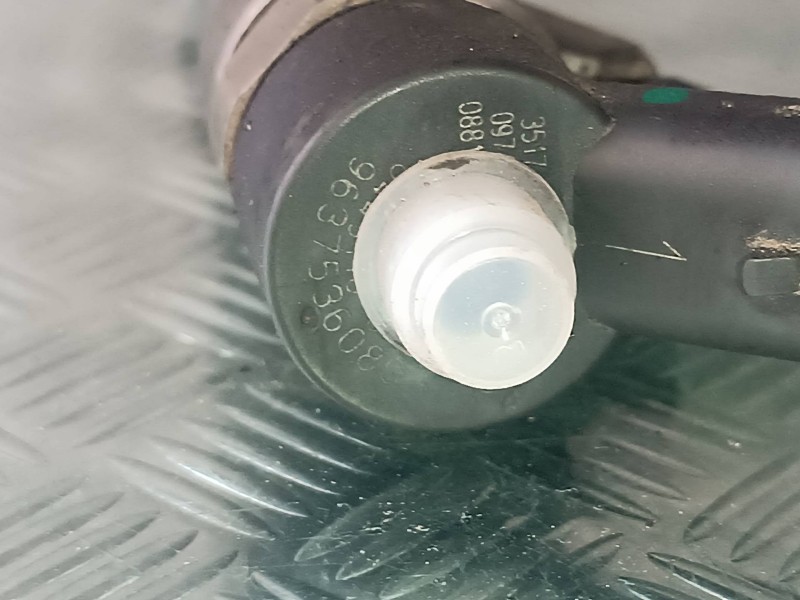 Recambio de inyector para peugeot 406 berlina (s1/s2) stdt referencia OEM IAM 9637536080 0445110044 BOSCH