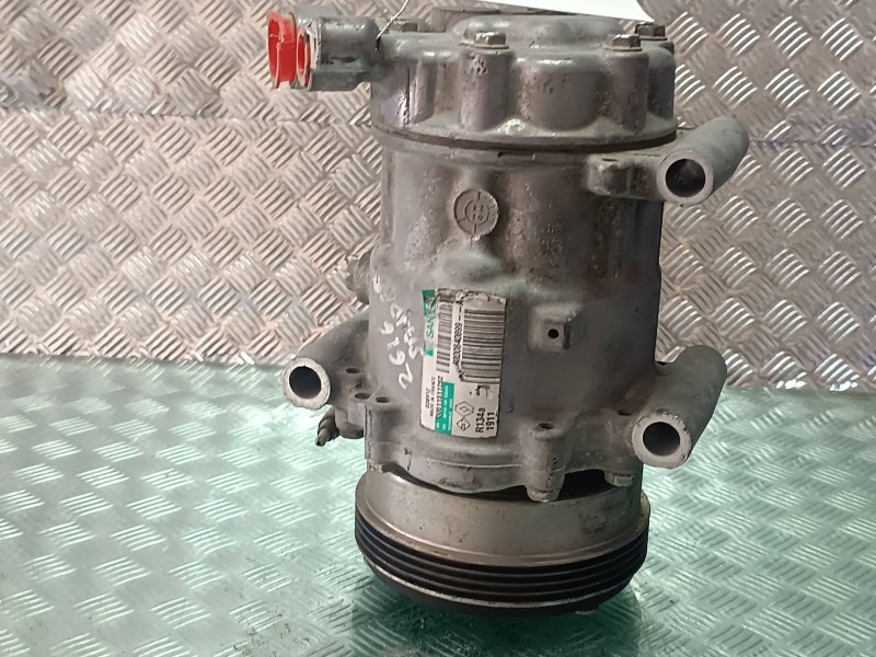 Recambio de compresor aire acondicionado para dacia sandero básico referencia OEM IAM 8200840899 SD6VDCF SANDEN