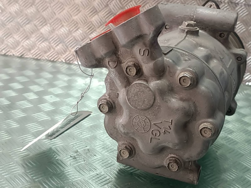 Recambio de compresor aire acondicionado para dacia sandero básico referencia OEM IAM 8200840899 SD6VDCF SANDEN