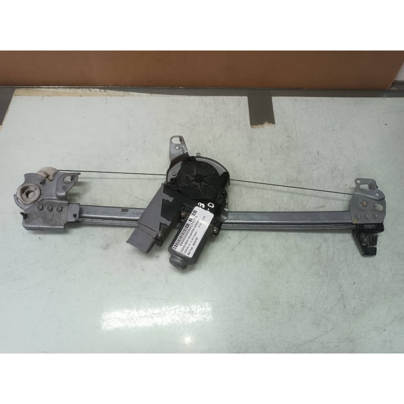 Recambio de elevalunas delantero derecho para citroen c3 1.4 hdi audace referencia OEM IAM 400618F 963912 ELECTRICO