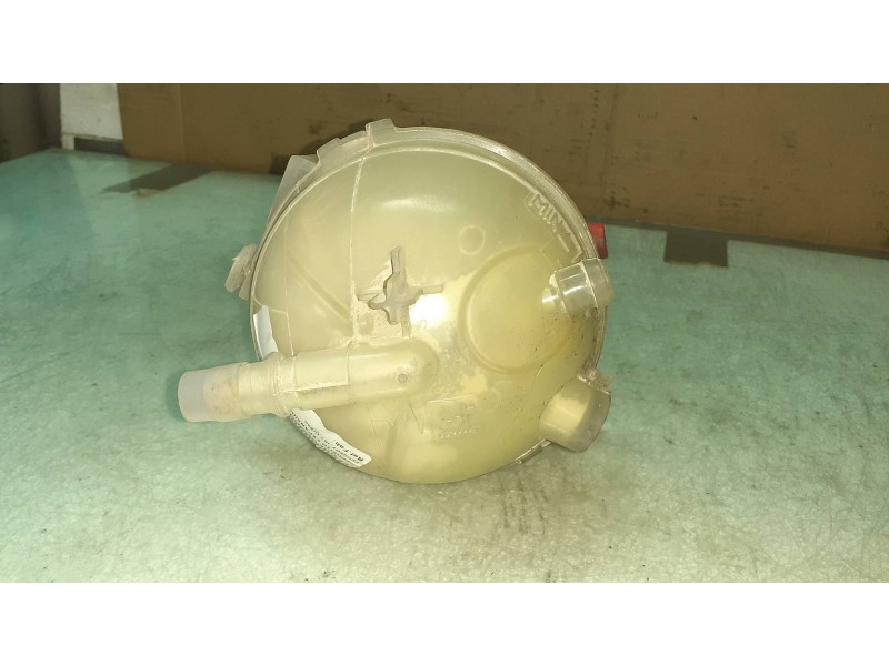 Recambio de deposito expansion para peugeot 107 urban referencia OEM IAM   