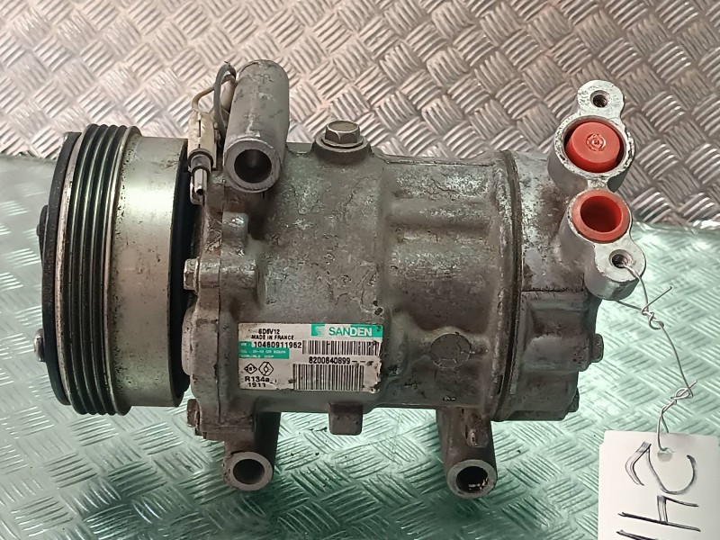 Recambio de compresor aire acondicionado para dacia sandero básico referencia OEM IAM 8200840899 SD6VDCF SANDEN