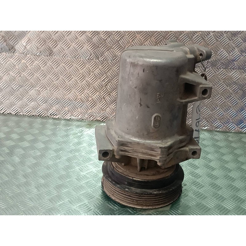 Recambio de compresor aire acondicionado para renault fluence dynamique referencia OEM IAM 8201025121 CR12SC CONECTOR 2 PINES