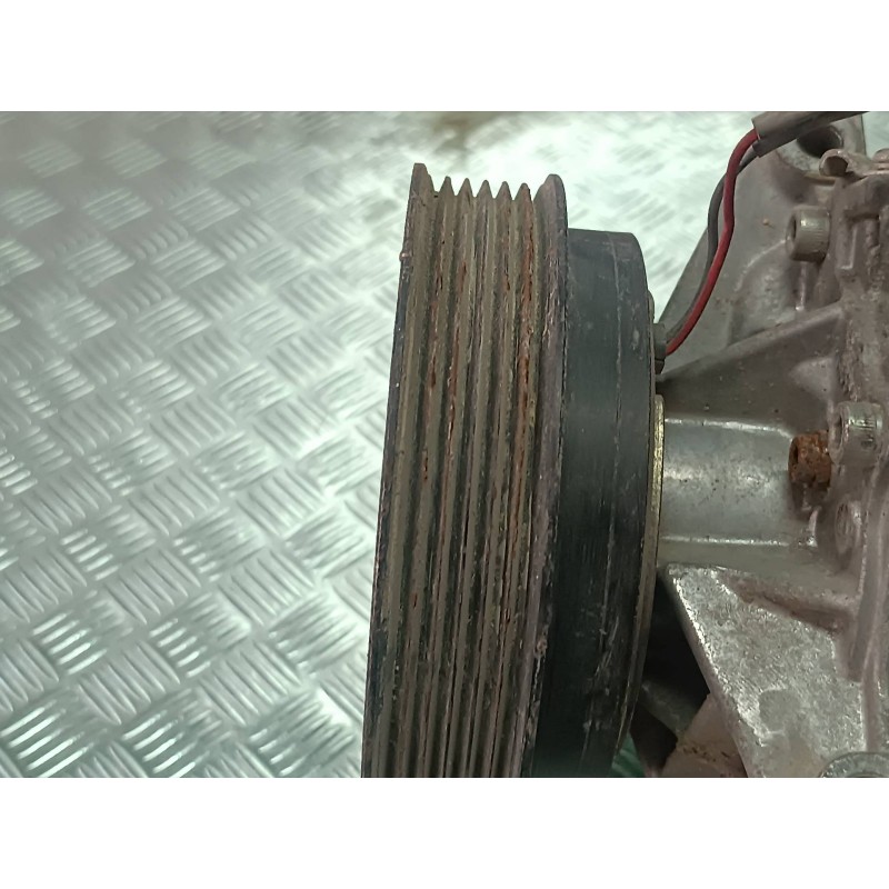 Recambio de compresor aire acondicionado para renault fluence dynamique referencia OEM IAM 8201025121 CR12SC CONECTOR 2 PINES