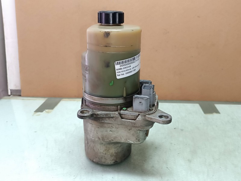Recambio de bomba direccion para ford focus berlina (cap) ambiente (d) referencia OEM IAM 1040085011094  FOMOCO