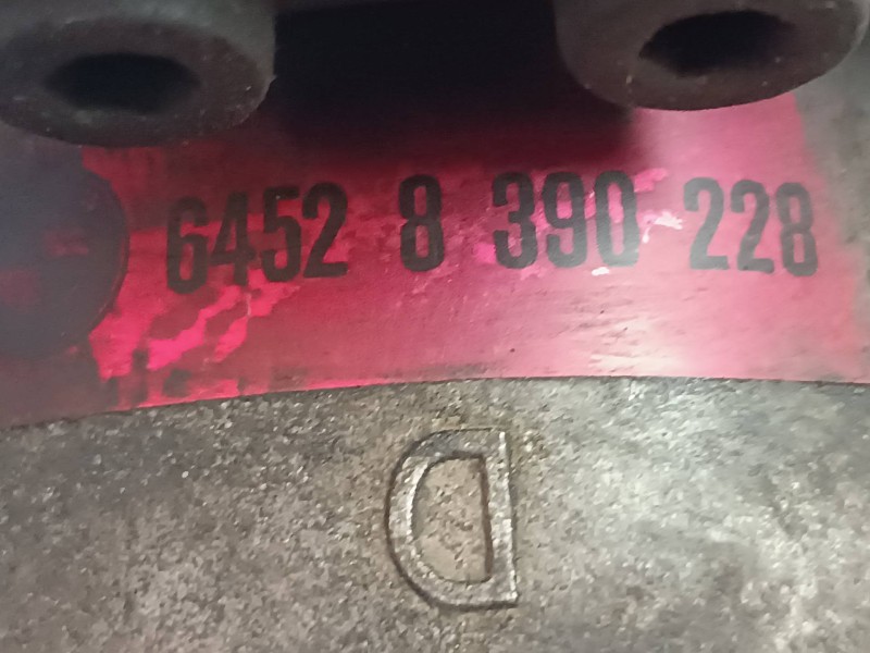 Recambio de compresor aire acondicionado para bmw serie 3 compacto (e36) 318tds referencia OEM IAM 64528390228  SEIKO