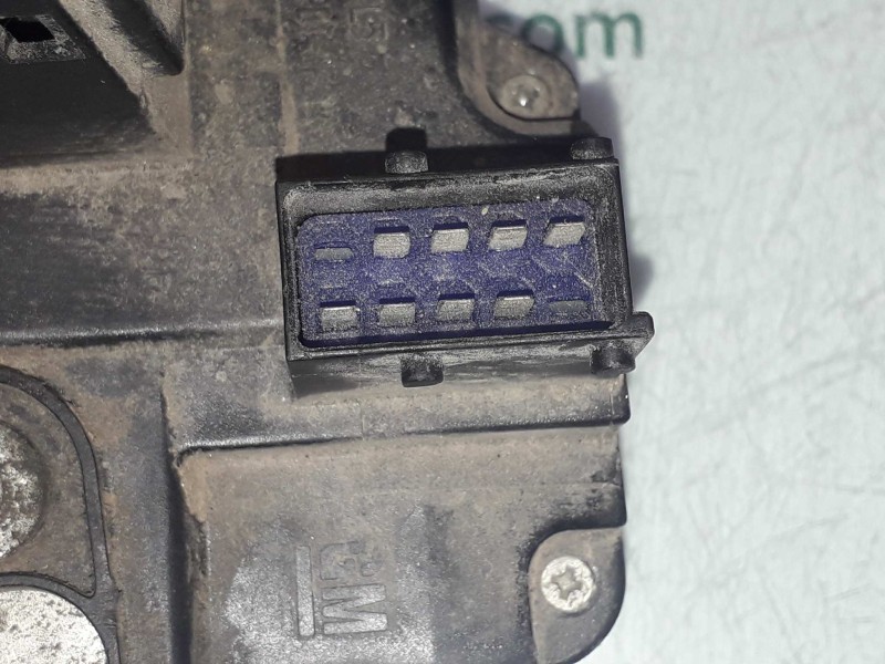 Recambio de cerradura puerta delantera izquierda para opel zafira a comfort referencia OEM IAM 24444015  4+4 PINES