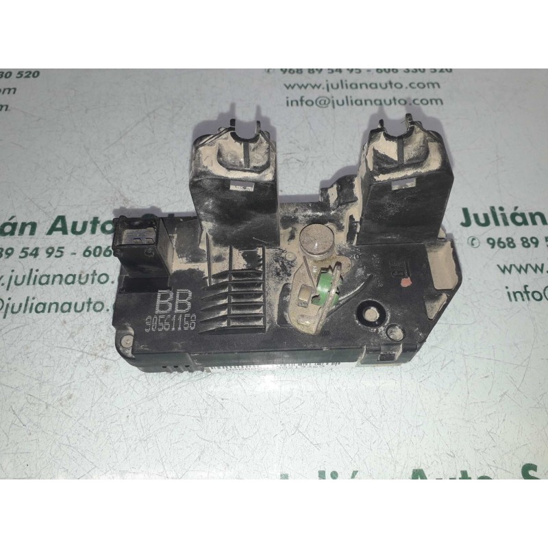 Recambio de cerradura puerta trasera derecha para opel astra g berlina club referencia OEM IAM 90561158  2+1 PINES