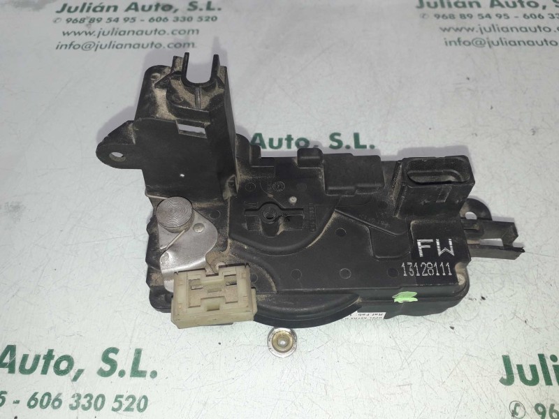 Recambio de cerradura puerta delantera izquierda para opel astra h berlina essentia referencia OEM IAM 13128111  3+1 PINES