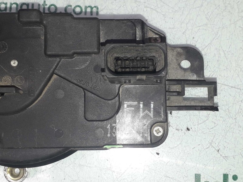 Recambio de cerradura puerta delantera izquierda para opel astra h berlina essentia referencia OEM IAM 13128111  3+1 PINES