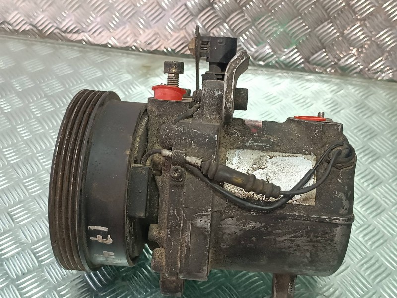 Recambio de compresor aire acondicionado para bmw serie 3 berlina (e36) 318tds referencia OEM IAM 64528390228  SEIKO