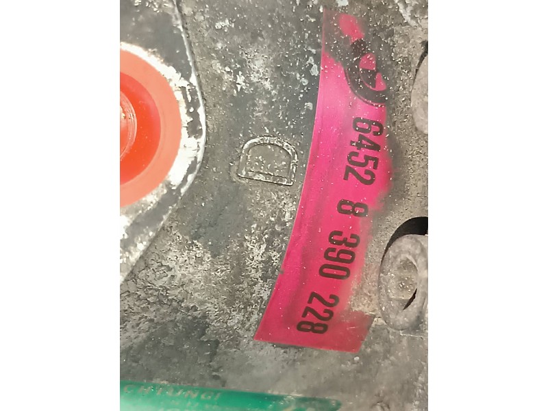 Recambio de compresor aire acondicionado para bmw serie 3 berlina (e36) 318tds referencia OEM IAM 64528390228  SEIKO