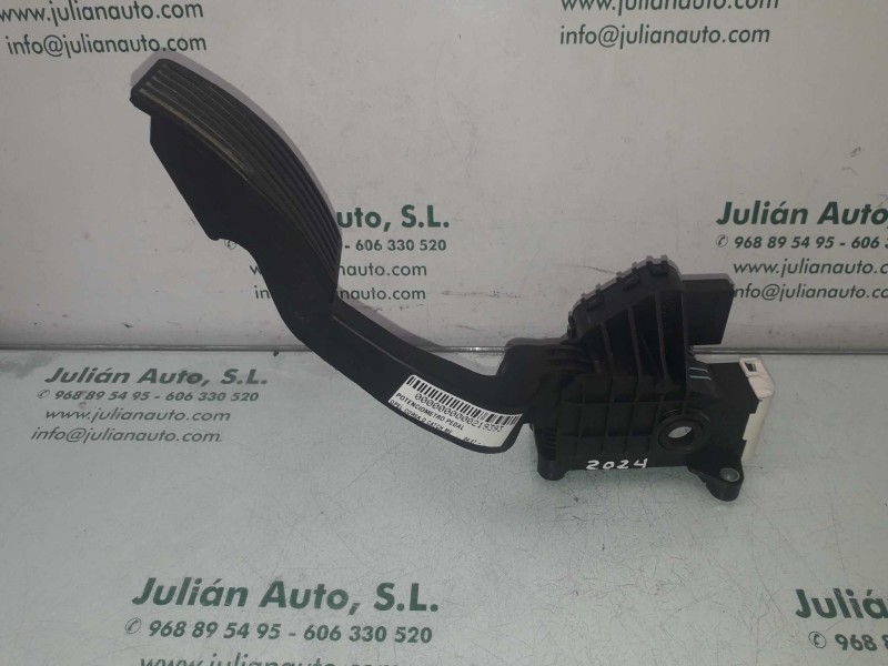 Recambio de potenciometro pedal para opel corsa d catch me referencia OEM IAM 13305804 24409C B720