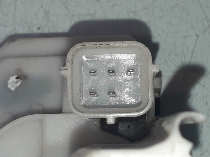 Recambio de cerradura puerta delantera derecha para peugeot bipper básico referencia OEM IAM 1370878080 3+2 PINES BLANCO