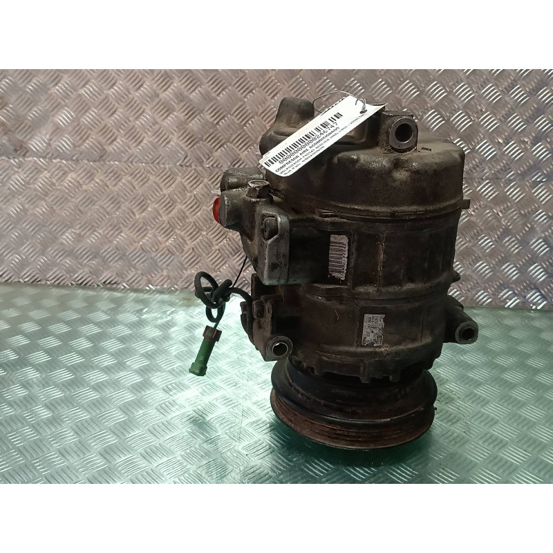 Recambio de compresor aire acondicionado para volkswagen passat berlina (3b2) comfortline referencia OEM IAM 8D0260808 7SBU16C D