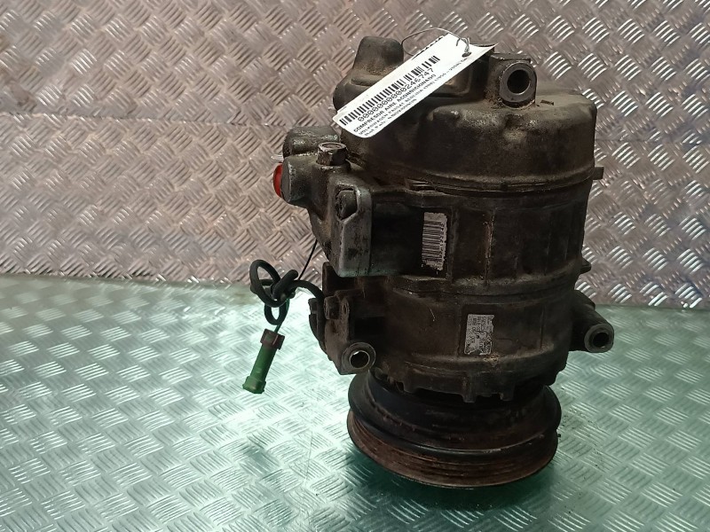 Recambio de compresor aire acondicionado para volkswagen passat berlina (3b2) comfortline referencia OEM IAM 8D0260808 7SBU16C D