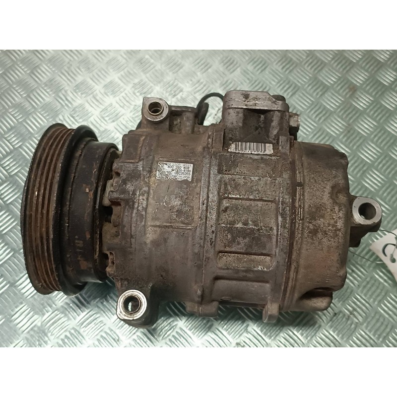 Recambio de compresor aire acondicionado para volkswagen passat berlina (3b2) comfortline referencia OEM IAM 8D0260808 7SBU16C D
