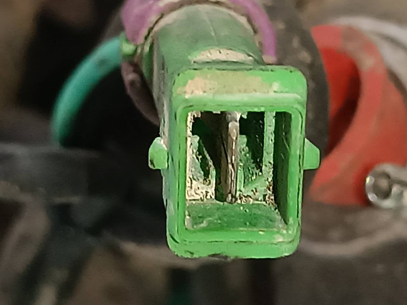 Recambio de compresor aire acondicionado para volkswagen passat berlina (3b2) comfortline referencia OEM IAM 8D0260808 7SBU16C D