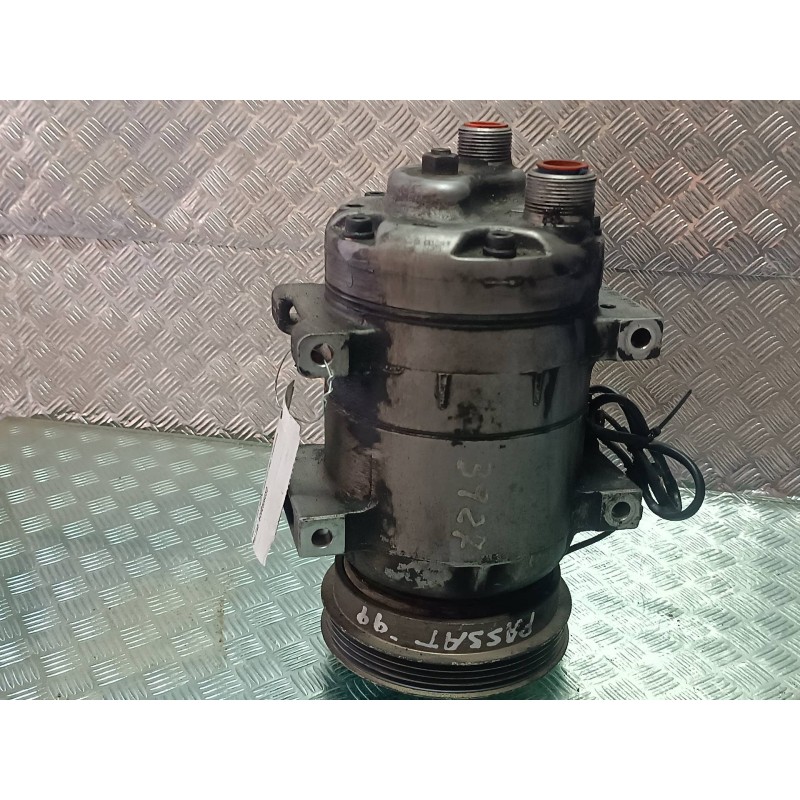 Recambio de compresor aire acondicionado para volkswagen passat berlina (3b2) comfortline referencia OEM IAM 8D0260805D DCW17D Z