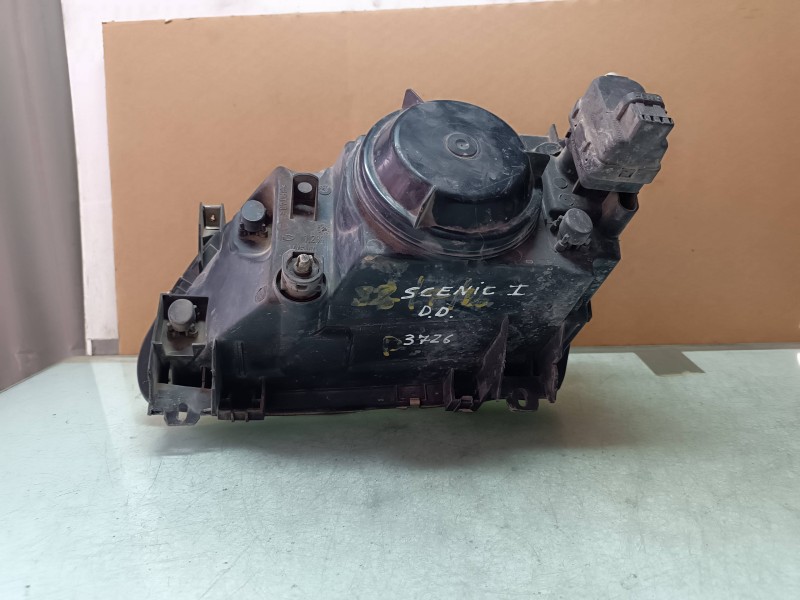Recambio de faro izquierdo para renault megane i scenic (ja0) 1.9 d kaleido referencia OEM IAM 88204649  VALEO