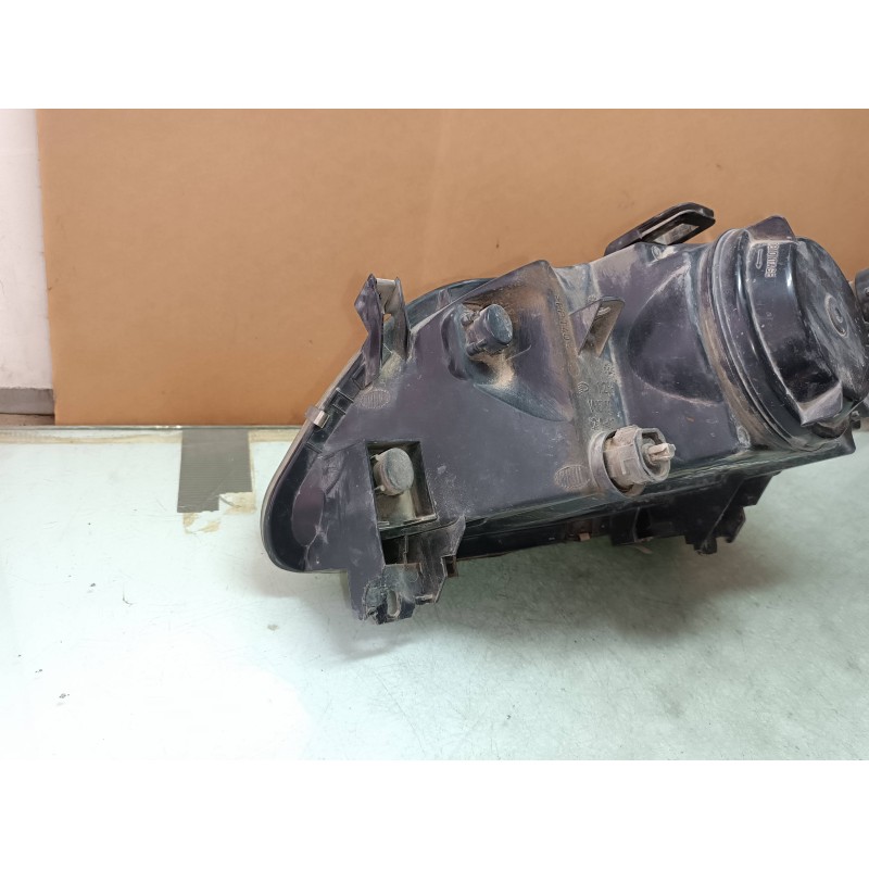 Recambio de faro izquierdo para renault megane i scenic (ja0) 1.9 d kaleido referencia OEM IAM 88204649  VALEO