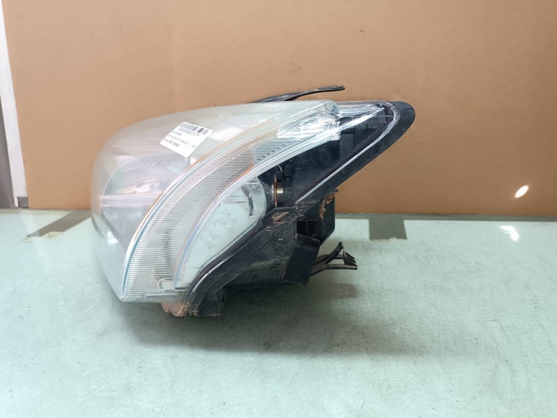 Recambio de faro izquierdo para ford focus berlina (cap) ambiente (d) referencia OEM IAM 4M5113K060BA  