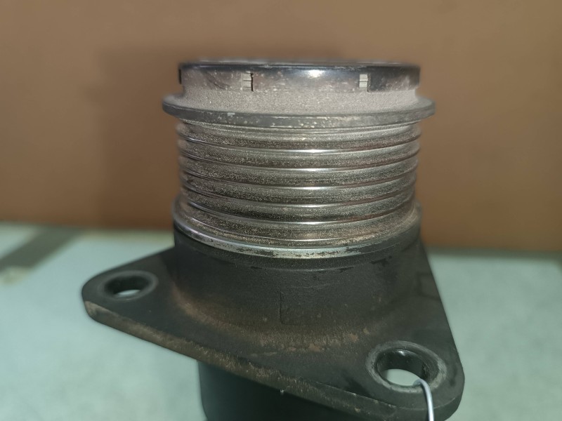 Recambio de polea alternador para ford focus berlina (cap) ambiente (d) referencia OEM IAM   