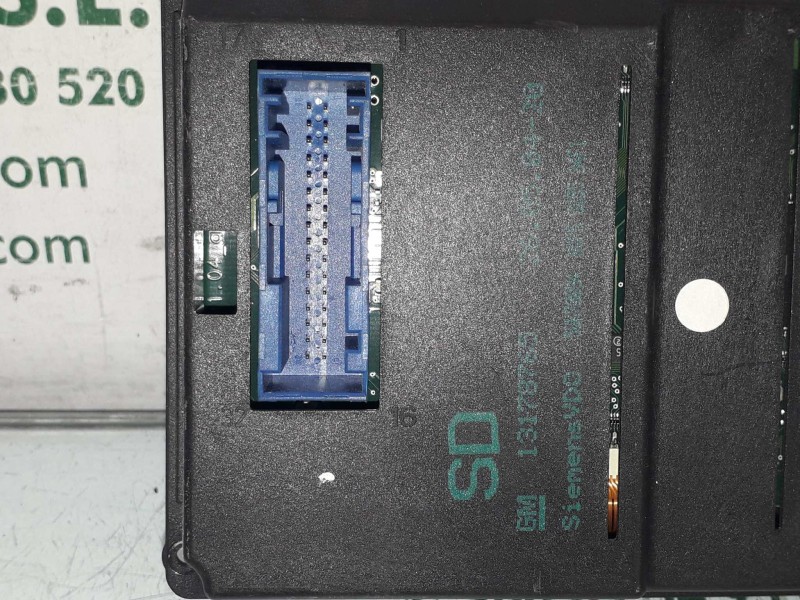 Recambio de pantalla multifuncion para opel vectra c berlina comfort referencia OEM IAM 13178765 5WK70094 