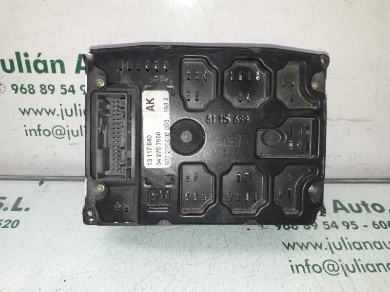 Recambio de pantalla multifuncion para opel vectra c berlina club referencia OEM IAM 13117640 342707650 