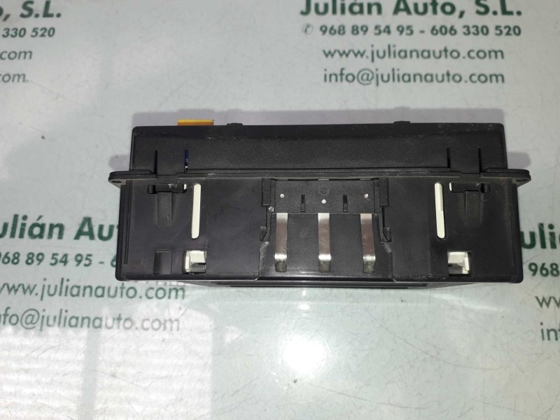 Recambio de pantalla multifuncion para opel vectra b berlina básico (1999) referencia OEM IAM 90569356 5WK7467 SIEMENS