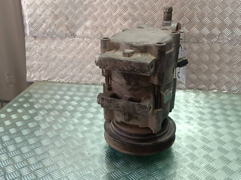 Recambio de compresor aire acondicionado para hyundai lantra berlina (rd) 2.0 gls referencia OEM IAM  FD46XG 