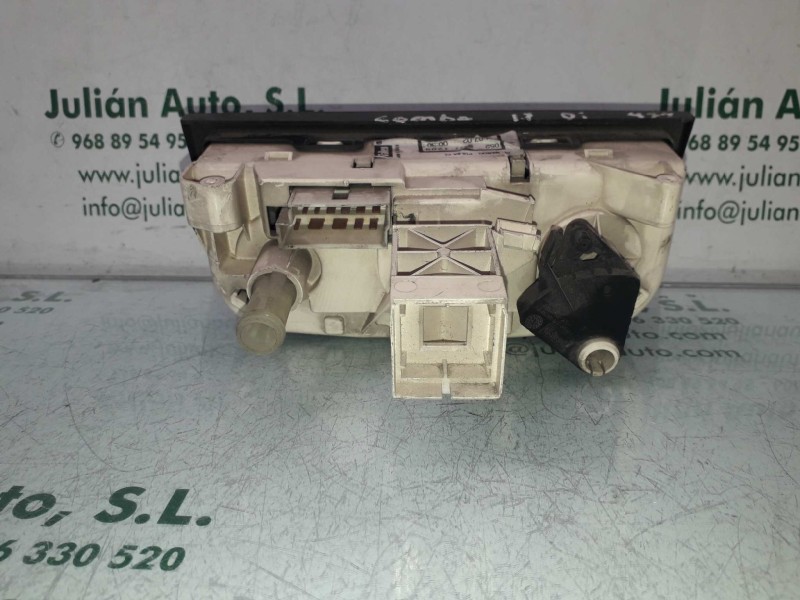 Recambio de mando calefaccion / aire acondicionado para opel combo (corsa c) cargo referencia OEM IAM 0528477  
