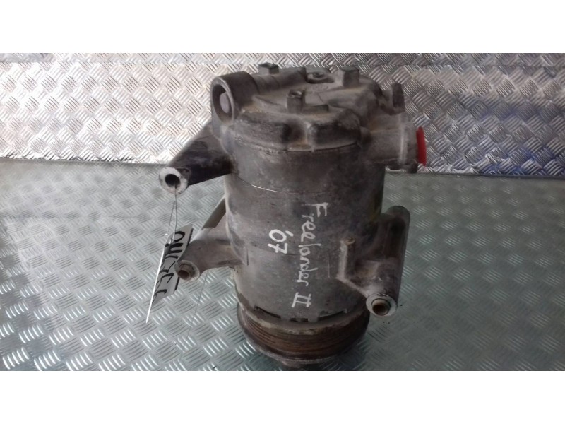 Recambio de compresor aire acondicionado para land rover freelander (lr2) td4 e referencia OEM IAM 6G9119D629FD  