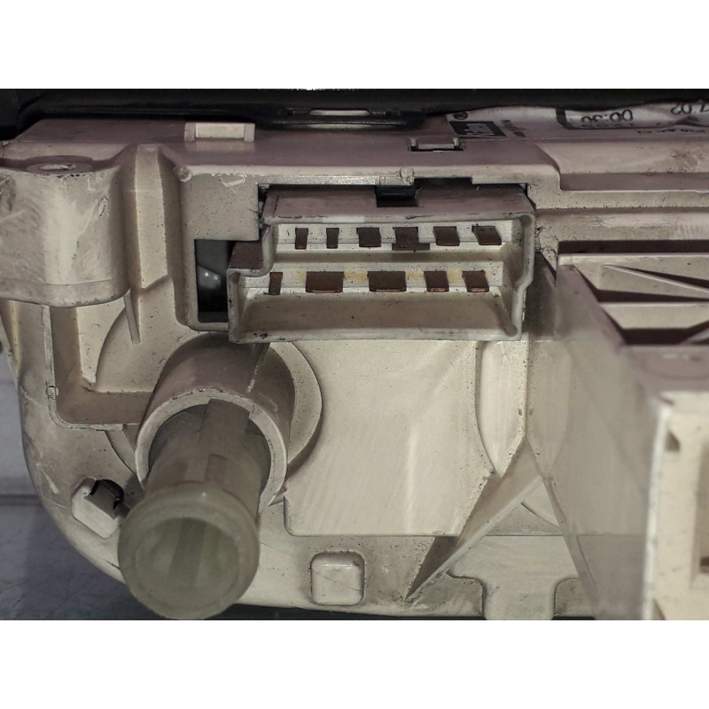 Recambio de mando calefaccion / aire acondicionado para opel combo (corsa c) cargo referencia OEM IAM 0528477  