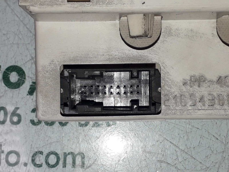 Recambio de pantalla multifuncion para citroen xsara berlina 1.9 d sx referencia OEM IAM 9643654377  