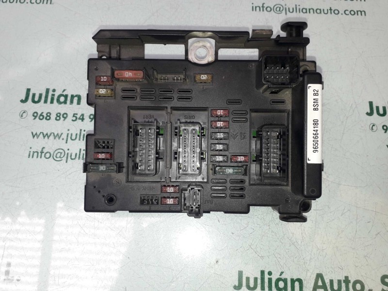Recambio de caja reles / fusibles para peugeot 206 berlina x-line referencia OEM IAM 9650664180 BSM B2 DELPHI