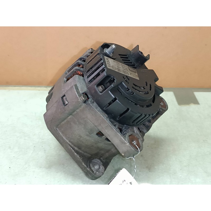 Recambio de alternador para mitsubishi space star (dg0) 1900 di-d avance referencia OEM IAM 8200162474 VALEO 125A